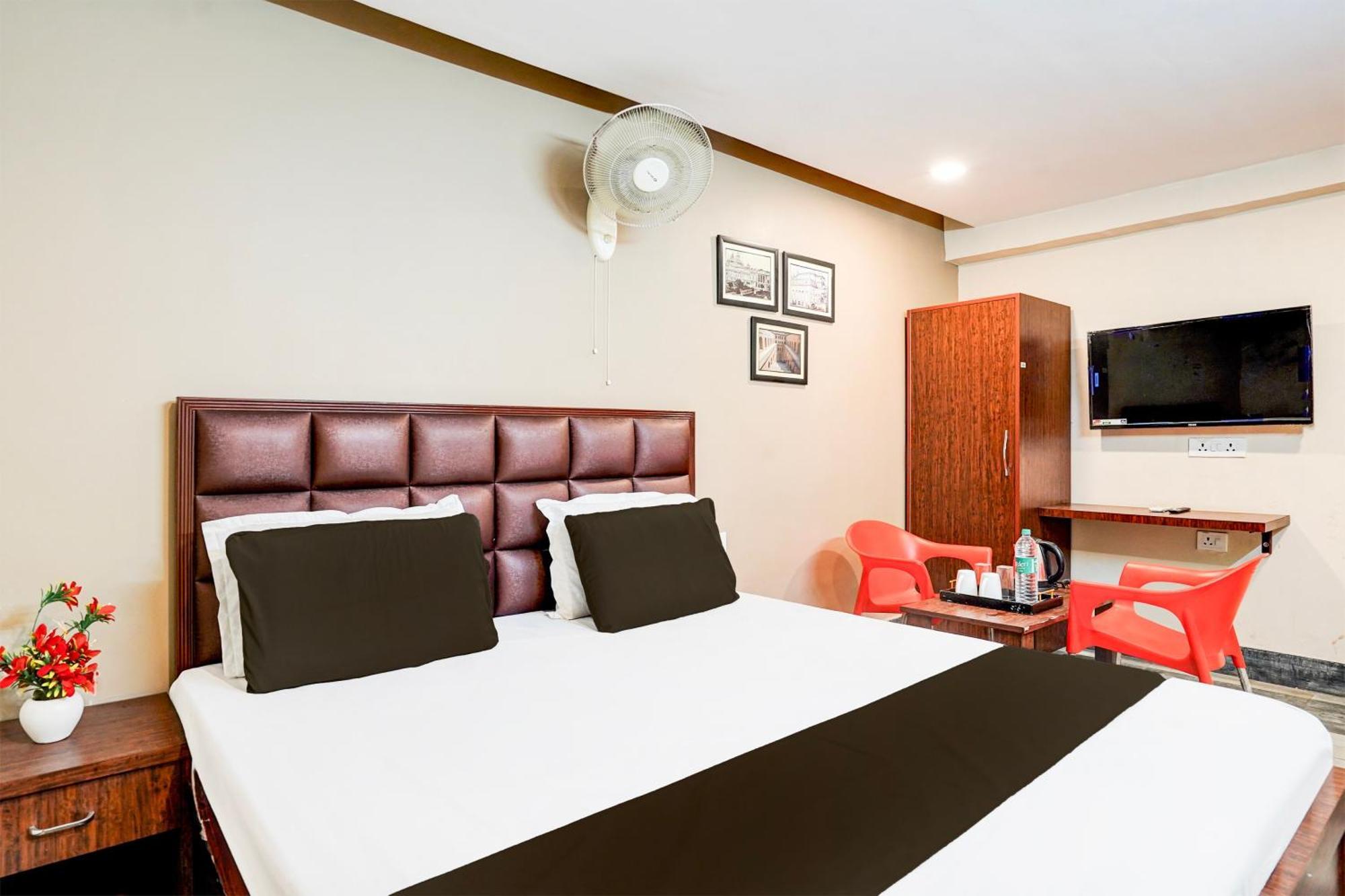 O Awadh Court Hotel 4*